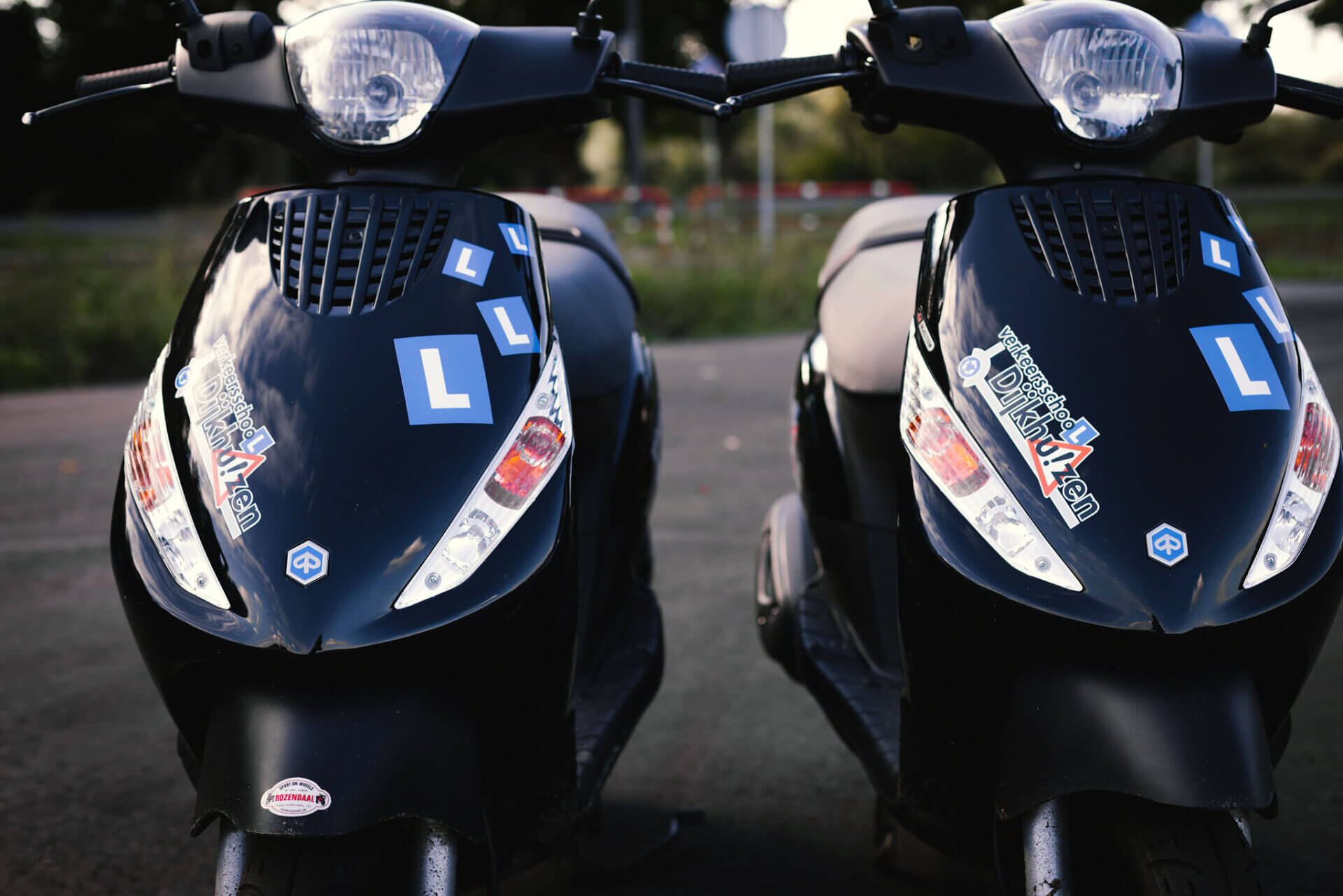 Je brommer of scooter rijbewijs halen Verkeersschool Dijkhuizen